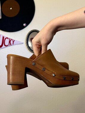 Lucky Brand Tan Charm Heeled Clogs